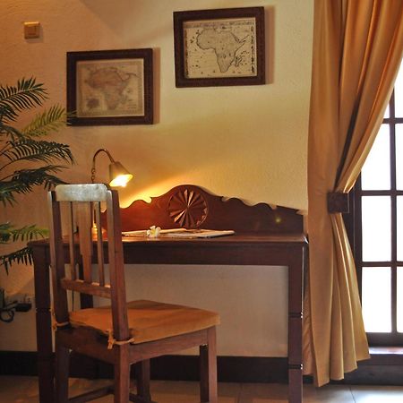 Breezes Beach Club And Spa Буейю Екстериор снимка