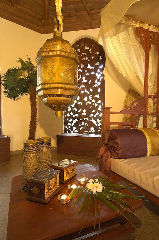 Breezes Beach Club And Spa Буейю Екстериор снимка