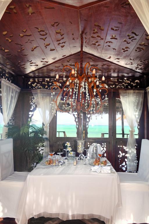Breezes Beach Club And Spa Буейю Екстериор снимка