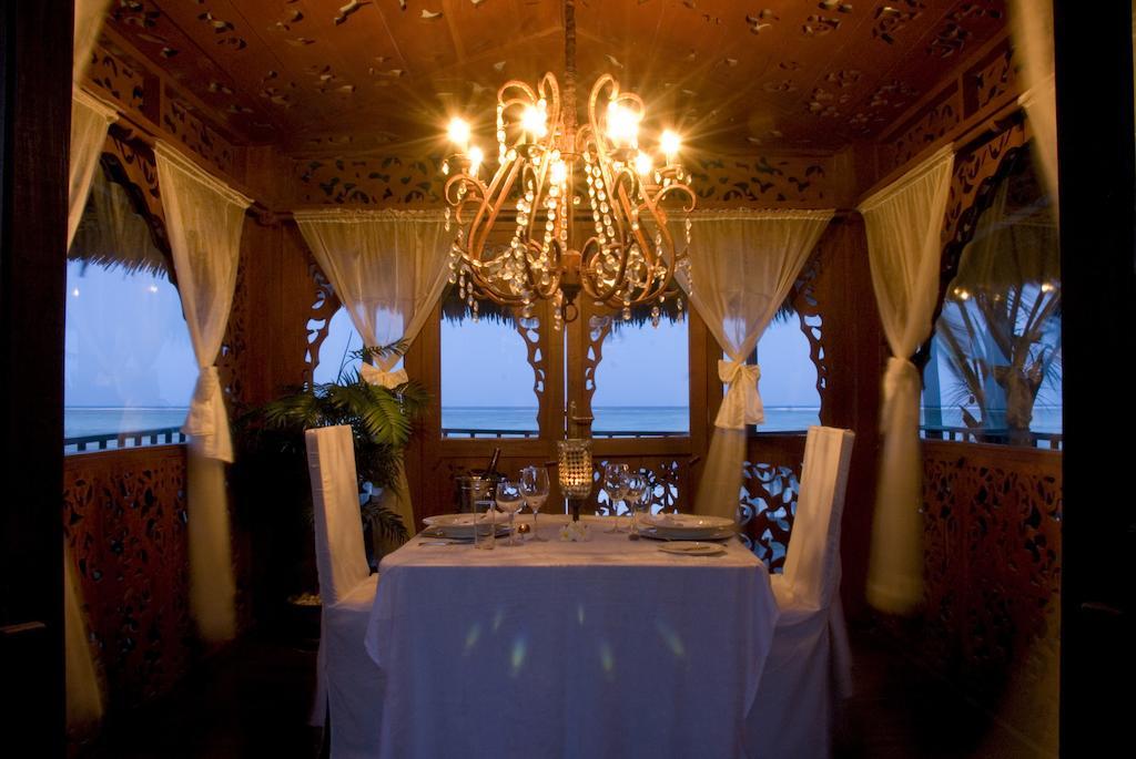 Breezes Beach Club And Spa Буейю Екстериор снимка