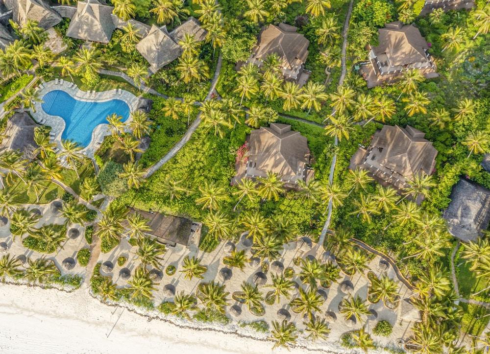 Breezes Beach Club And Spa Буейю Екстериор снимка