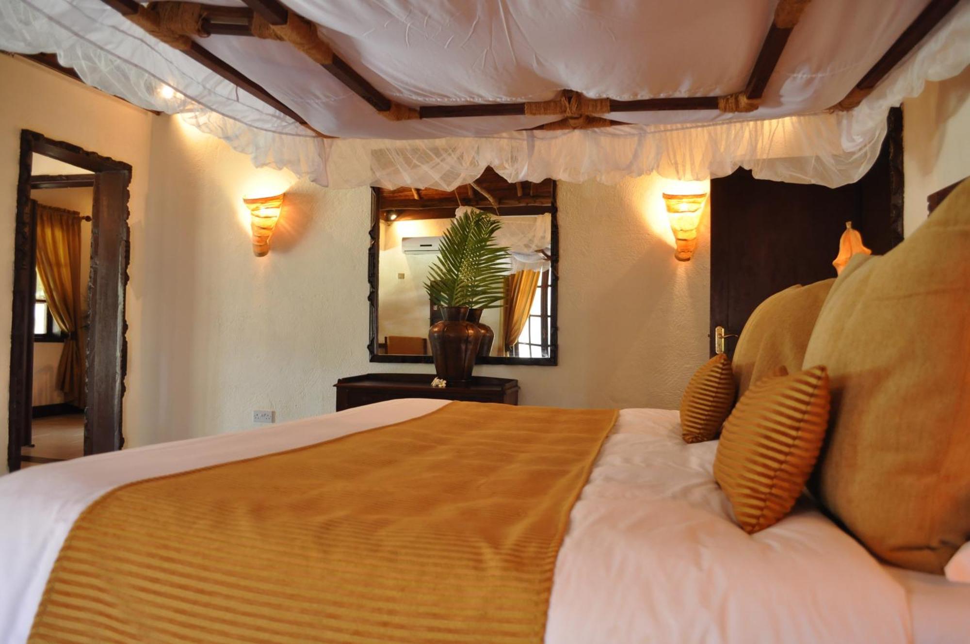 Breezes Beach Club And Spa Буейю Екстериор снимка