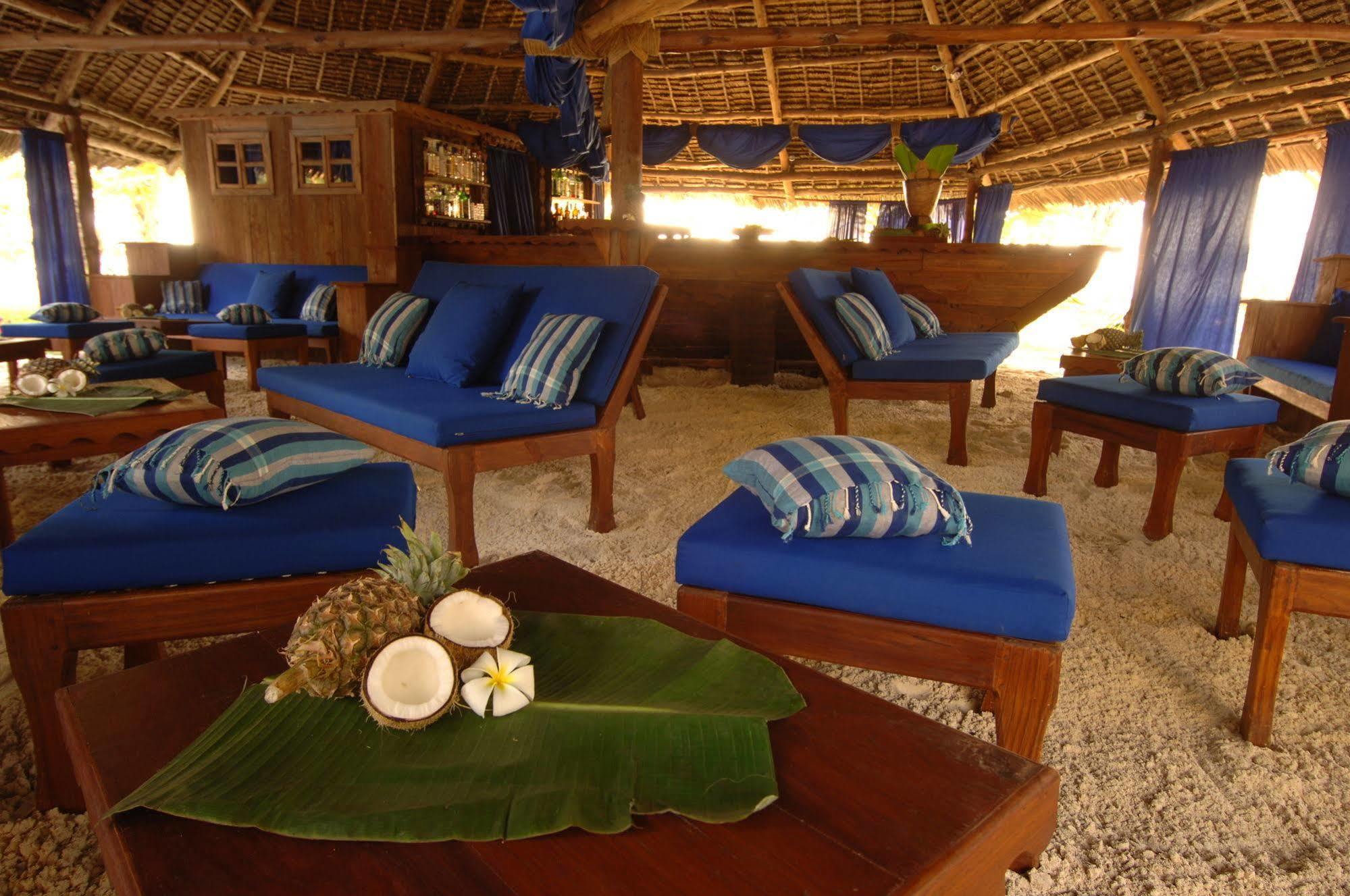 Breezes Beach Club And Spa Буейю Екстериор снимка
