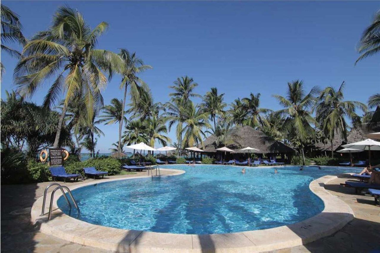 Breezes Beach Club And Spa Буейю Екстериор снимка
