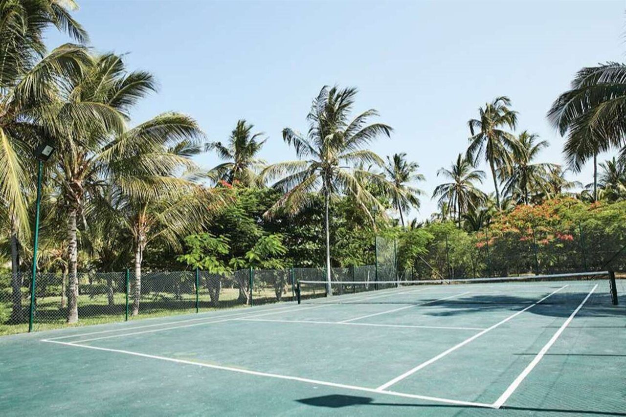 Breezes Beach Club And Spa Буейю Екстериор снимка