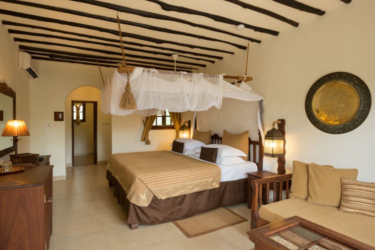 Breezes Beach Club And Spa Буейю Екстериор снимка